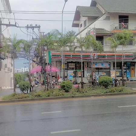 The Bed Hotel Pattaya Bagian luar foto