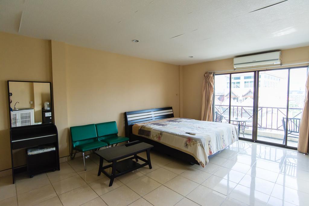 The Bed Hotel Pattaya Bagian luar foto