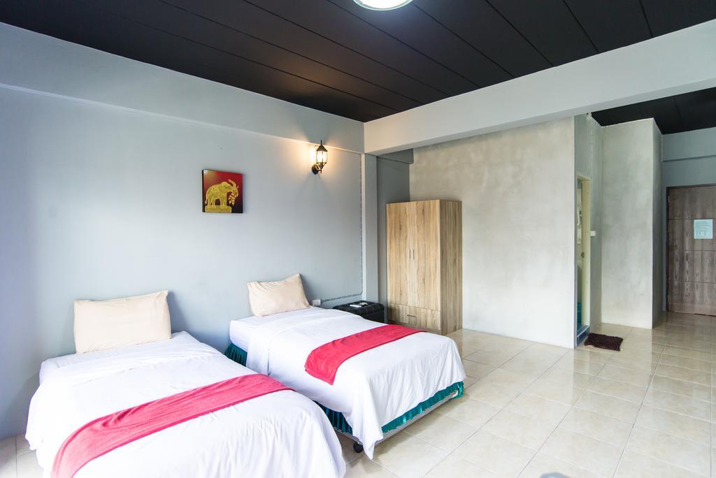 The Bed Hotel Pattaya Bagian luar foto